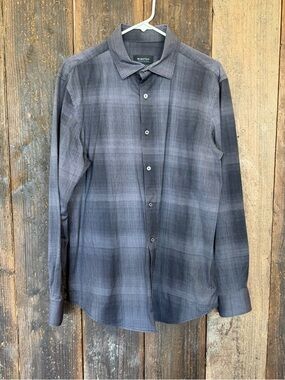 Bugatchi Men's Charcoal Gray Plaid Button-Down Shirt With Open Cotton Tech